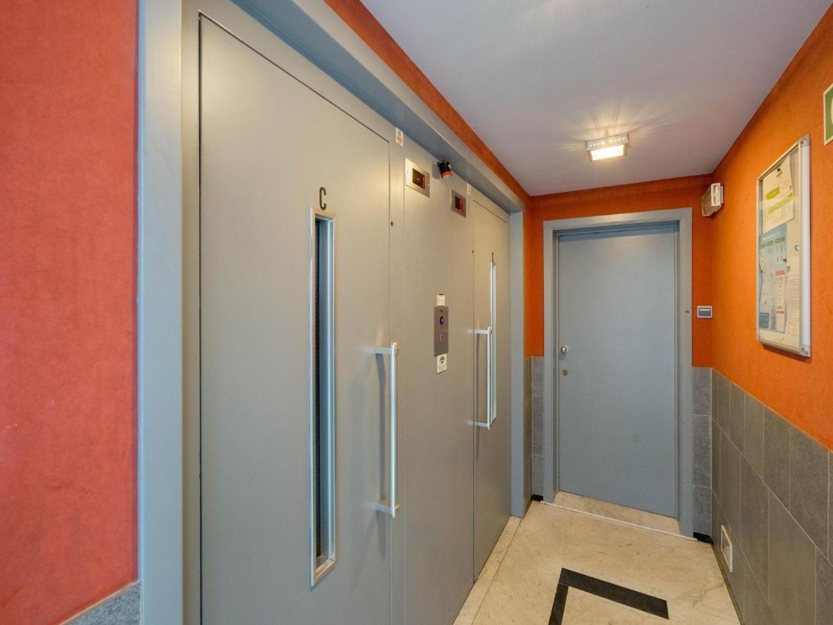 Comfortable Apartment In Oostende With Sea Views Exteriör bild
